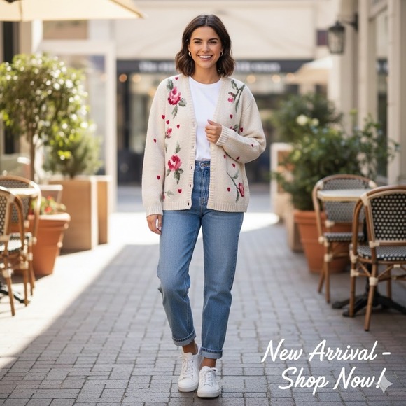 Talbots Sweaters - Talbots Womens Cream Embroidered Rose Heart Cardigan Sweater Med Vintage Style